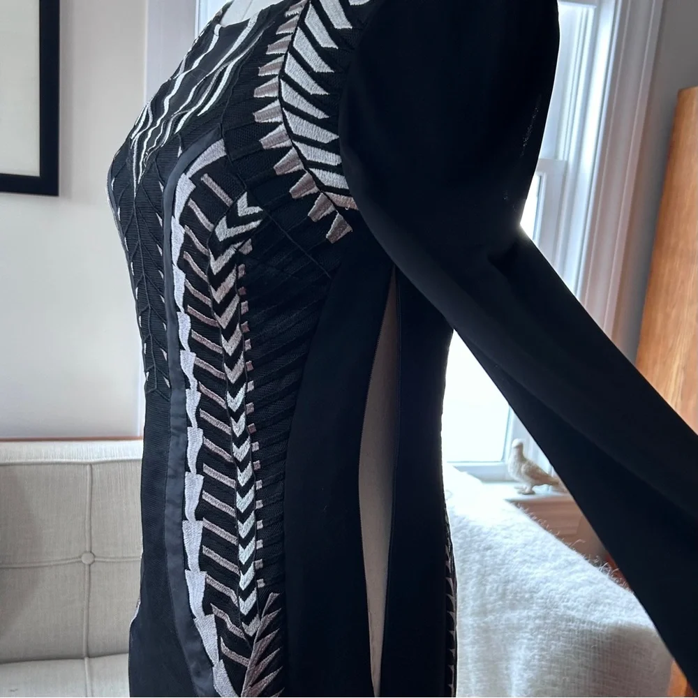 Karen Millen Illusion Neckline & Back Tribal Embroidery Dress - Picture 8 of 11
